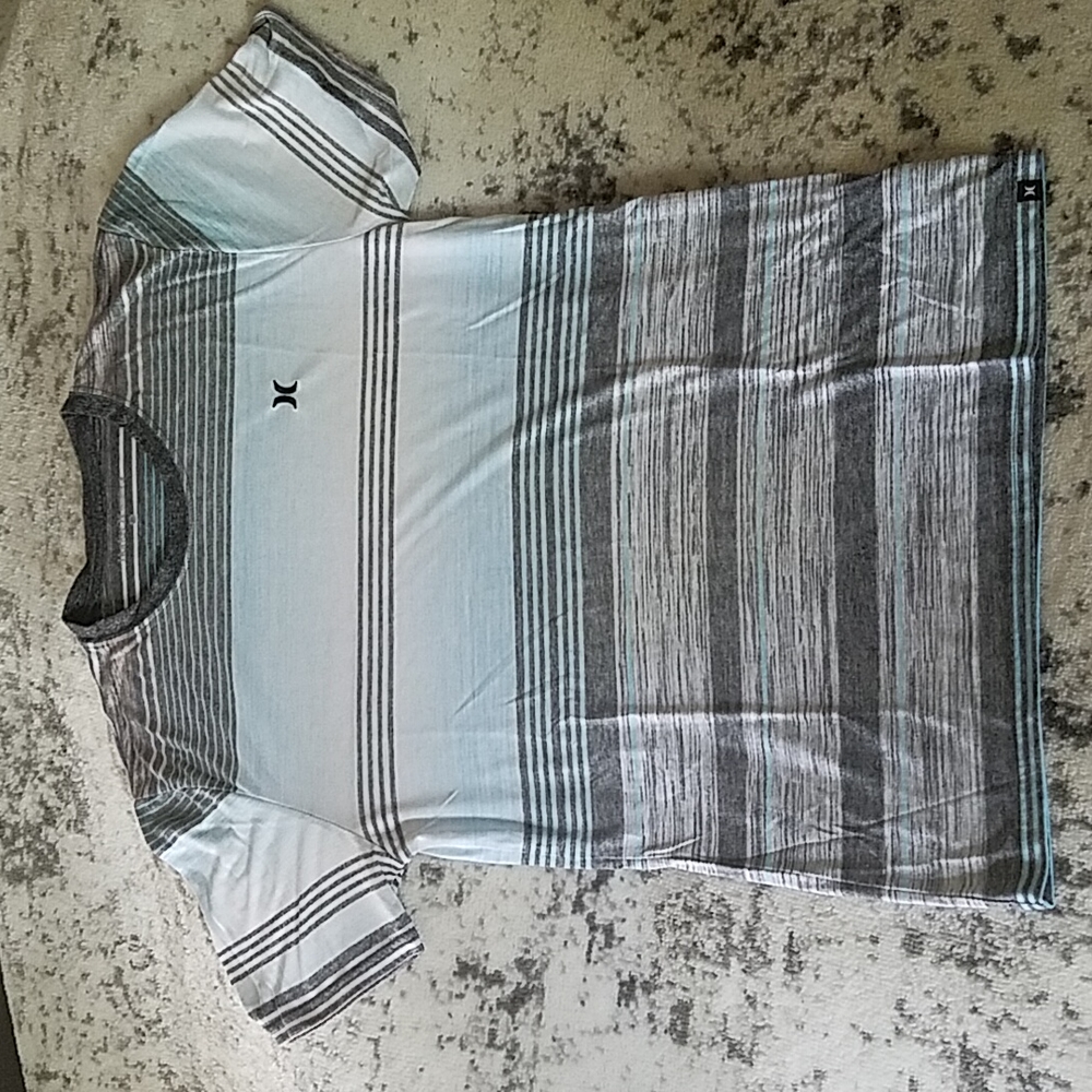 Hurley T-shirt
